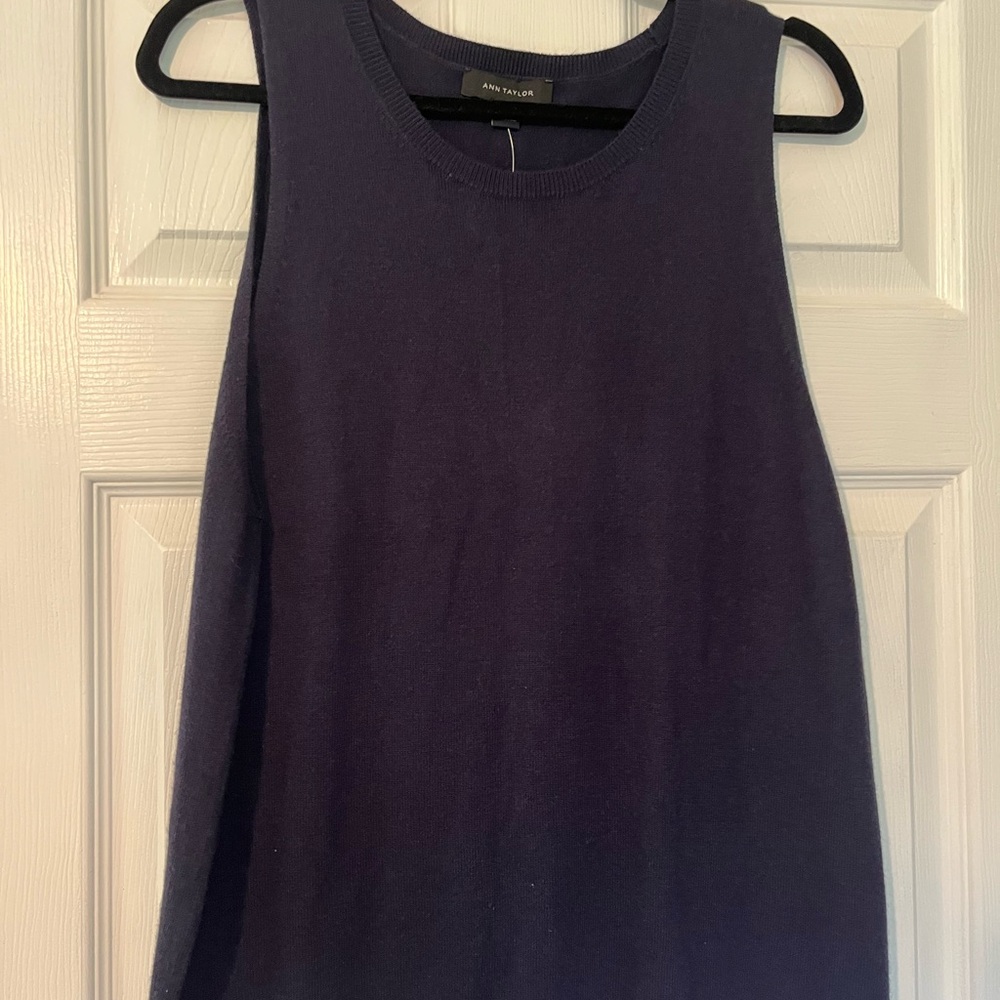 Ann Taylor Women's Navy Blue Sleeveless Top